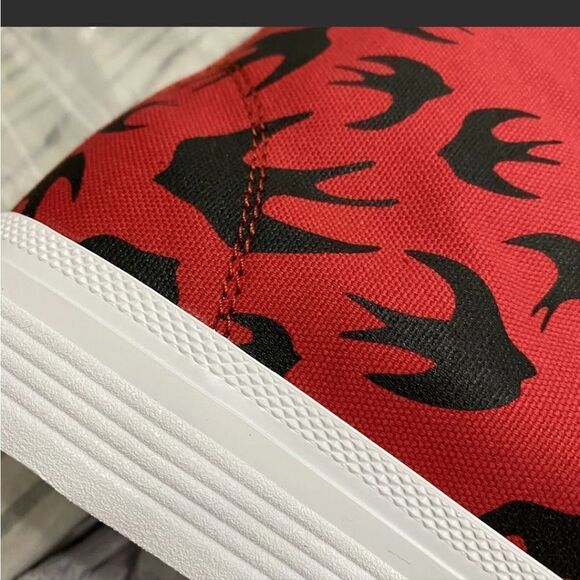 MCQ By Alexander McQueen Swarm Swallow Vulcanized High Top UNISEX Authentic - Picture 5 of 14